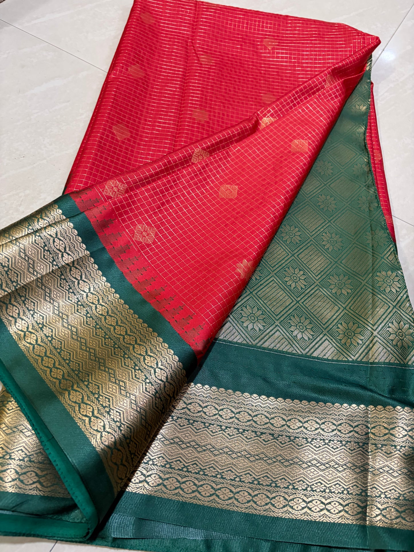 Gadwalsaree red colour #maggamwork blouse