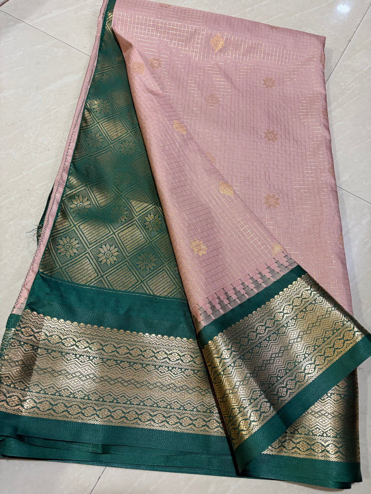 Gadwalsaree with maggam unique work