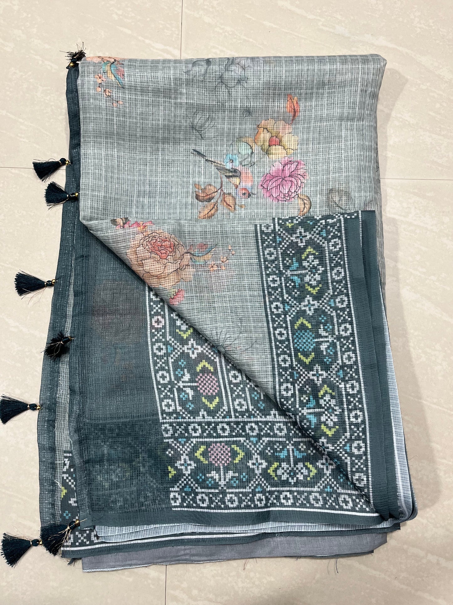 Kota saree with beautiful neck degin