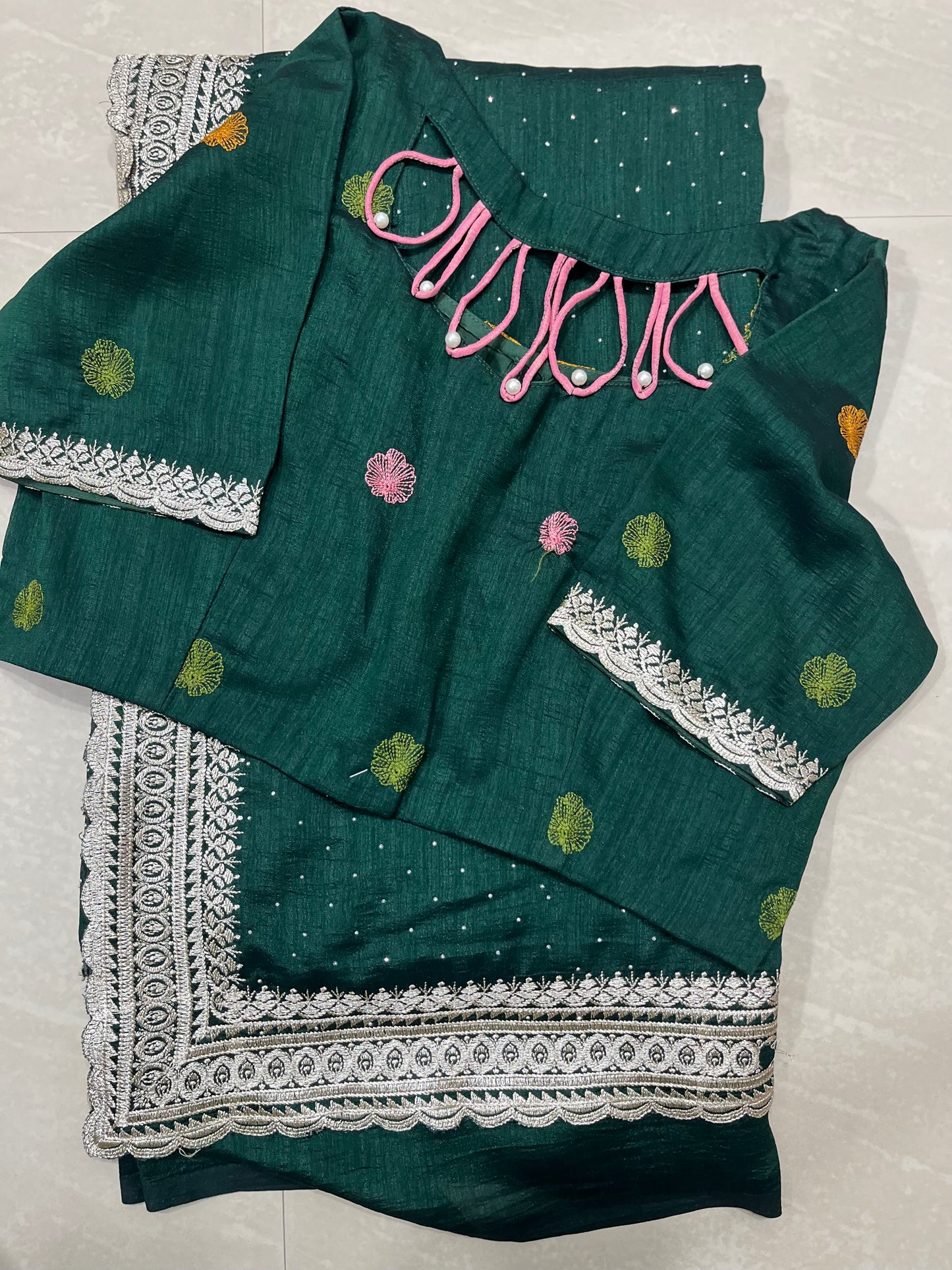 Chinnon Georgette saree(new model)