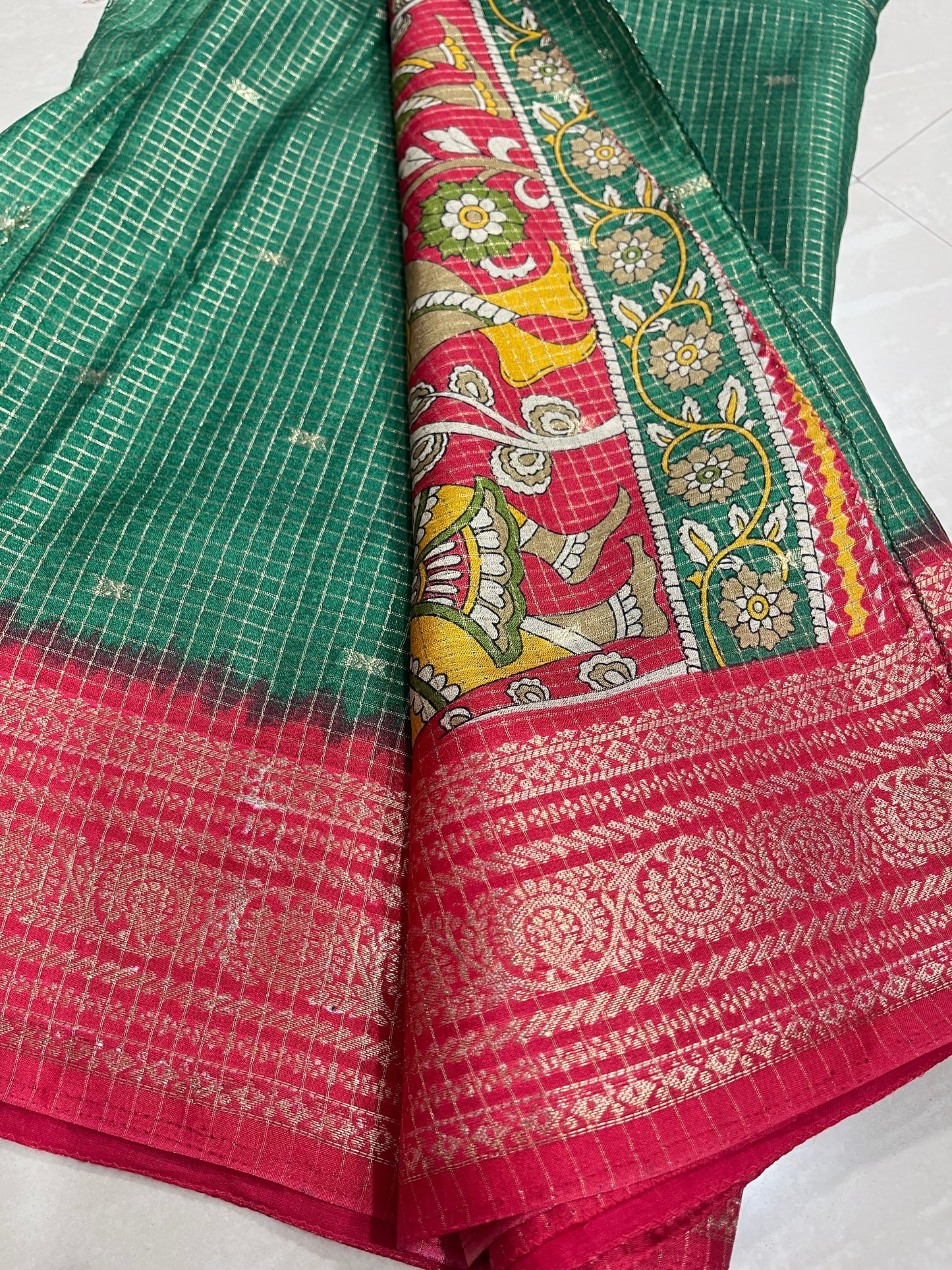 #mysoresilksaree #checks pattern #blousepattern