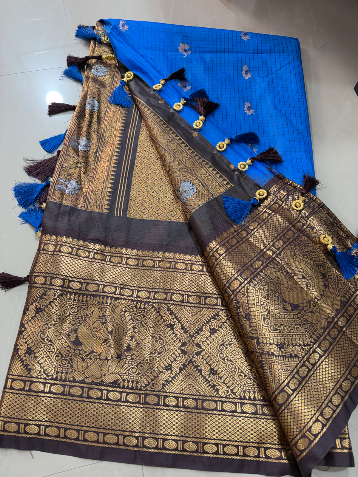 #gadwalpattusaree #maggamblouse