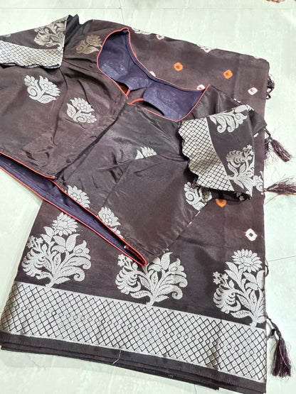 #softmushroosilksaree #bandinidesign