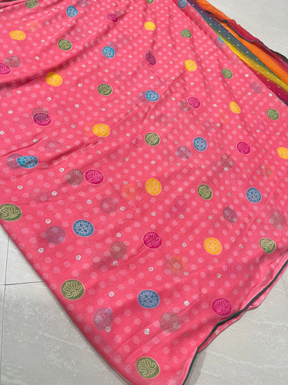 Queenmagic #glasstissuesaree #sareestlye