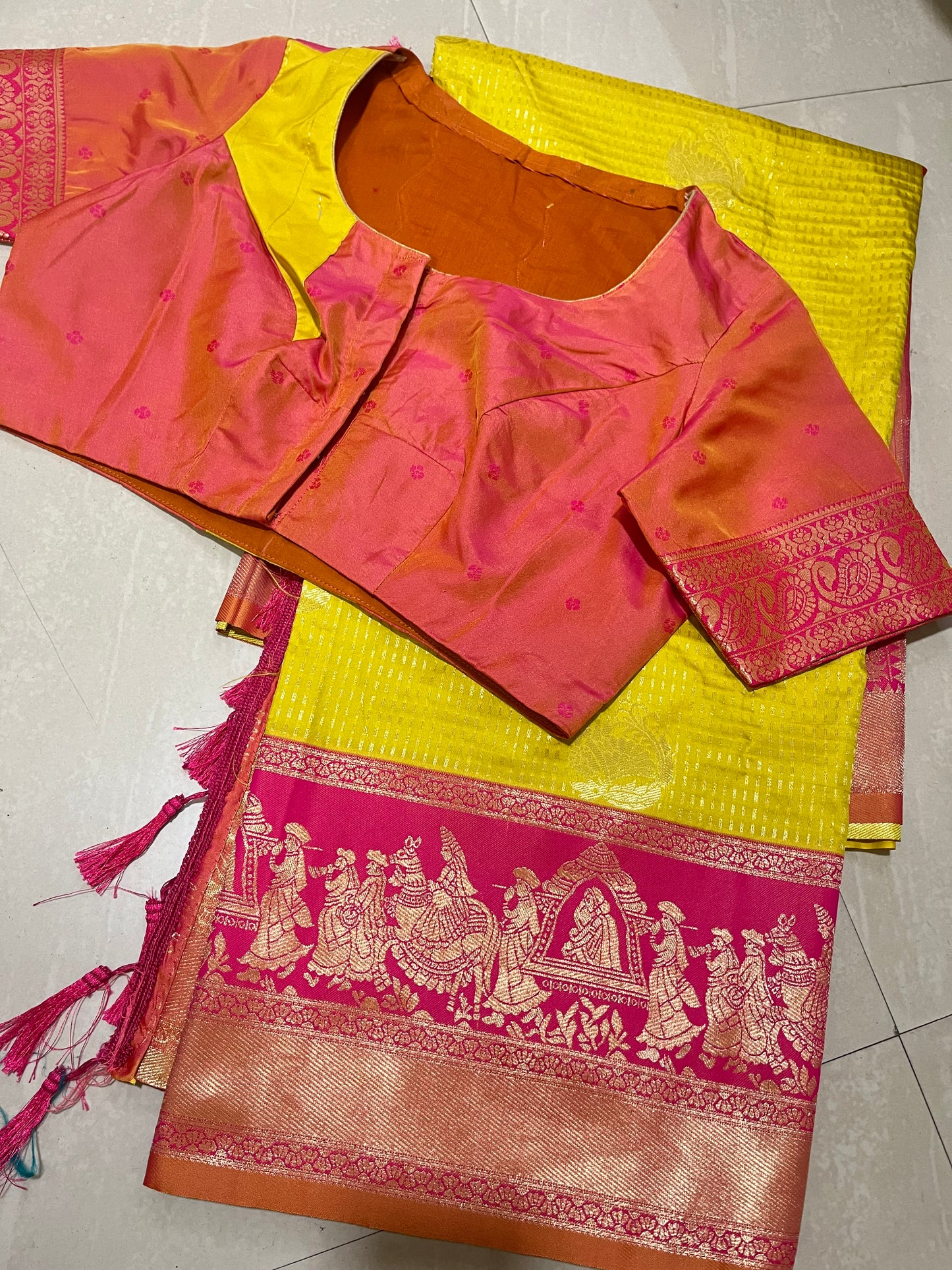 #softsilkpattusaree #liteweightsaree #with patternblouse