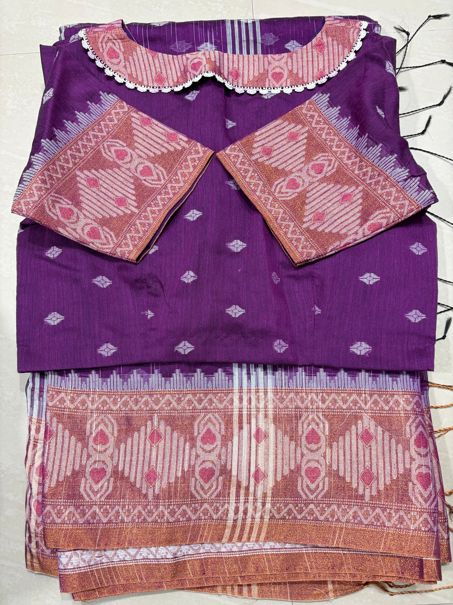 Chandheri fabric jamdhani saree with collar neck