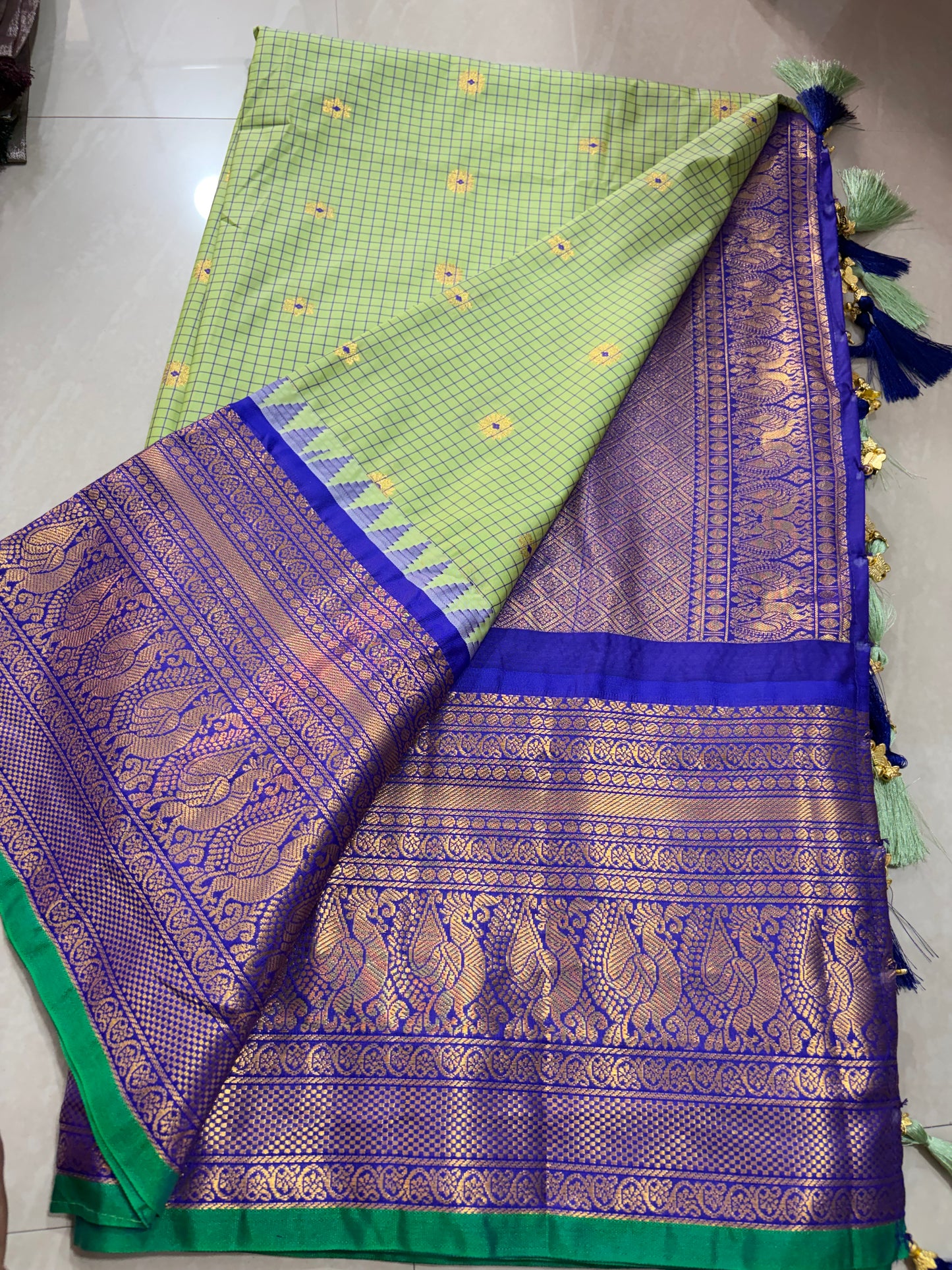#gadwalsaree #pattusaree #maggamblouse