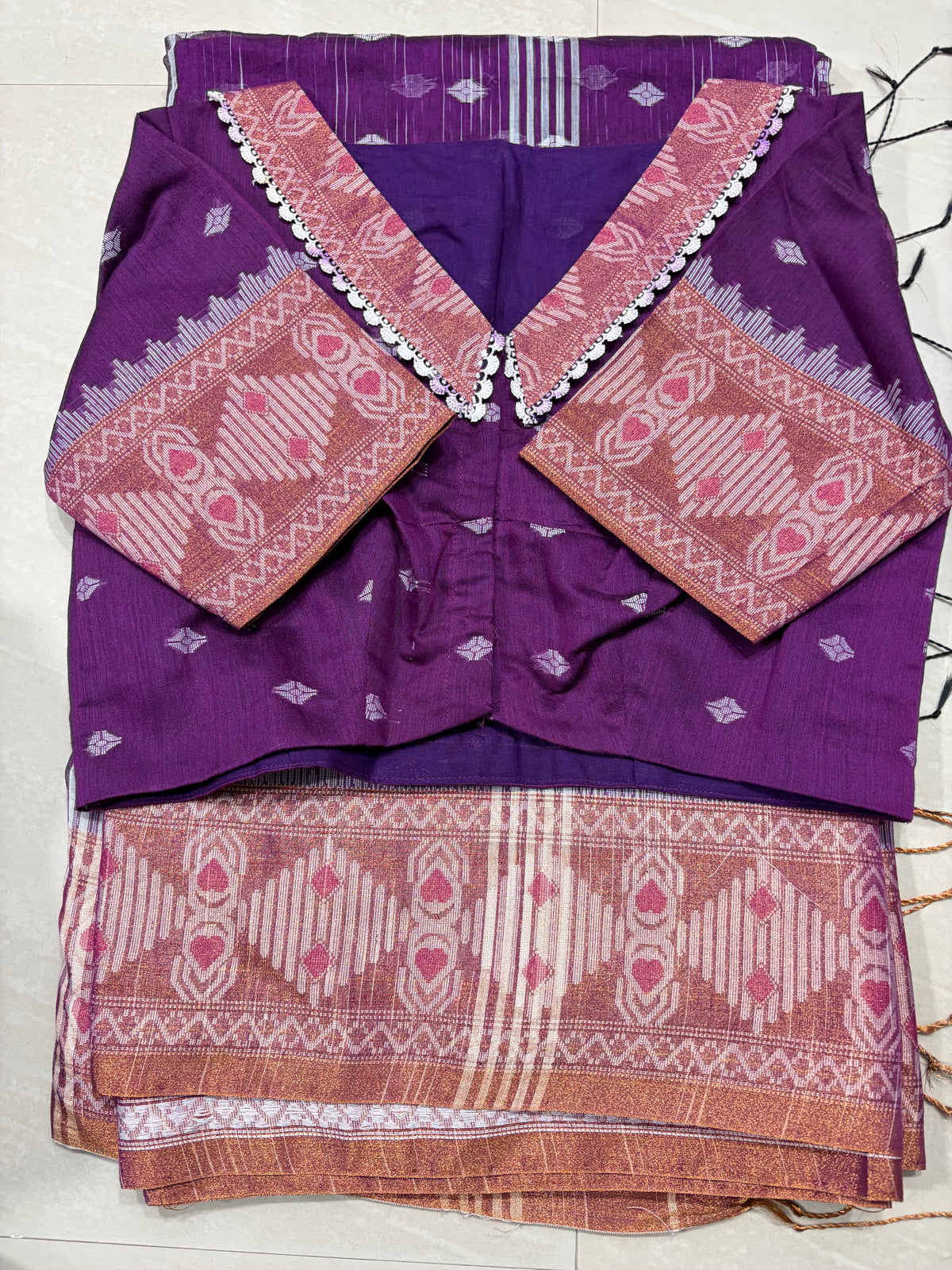 Chandheri fabric jamdhani saree with collar neck