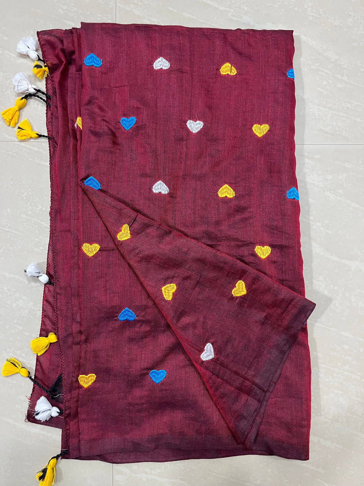 Lenin silk saree with different pattern