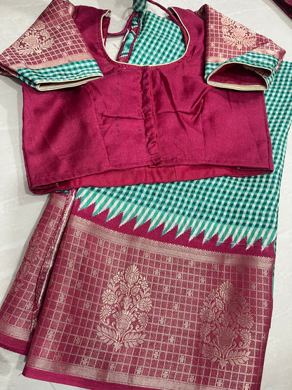 #jutesilksaree #softfabric #patternblouse #normal stitching