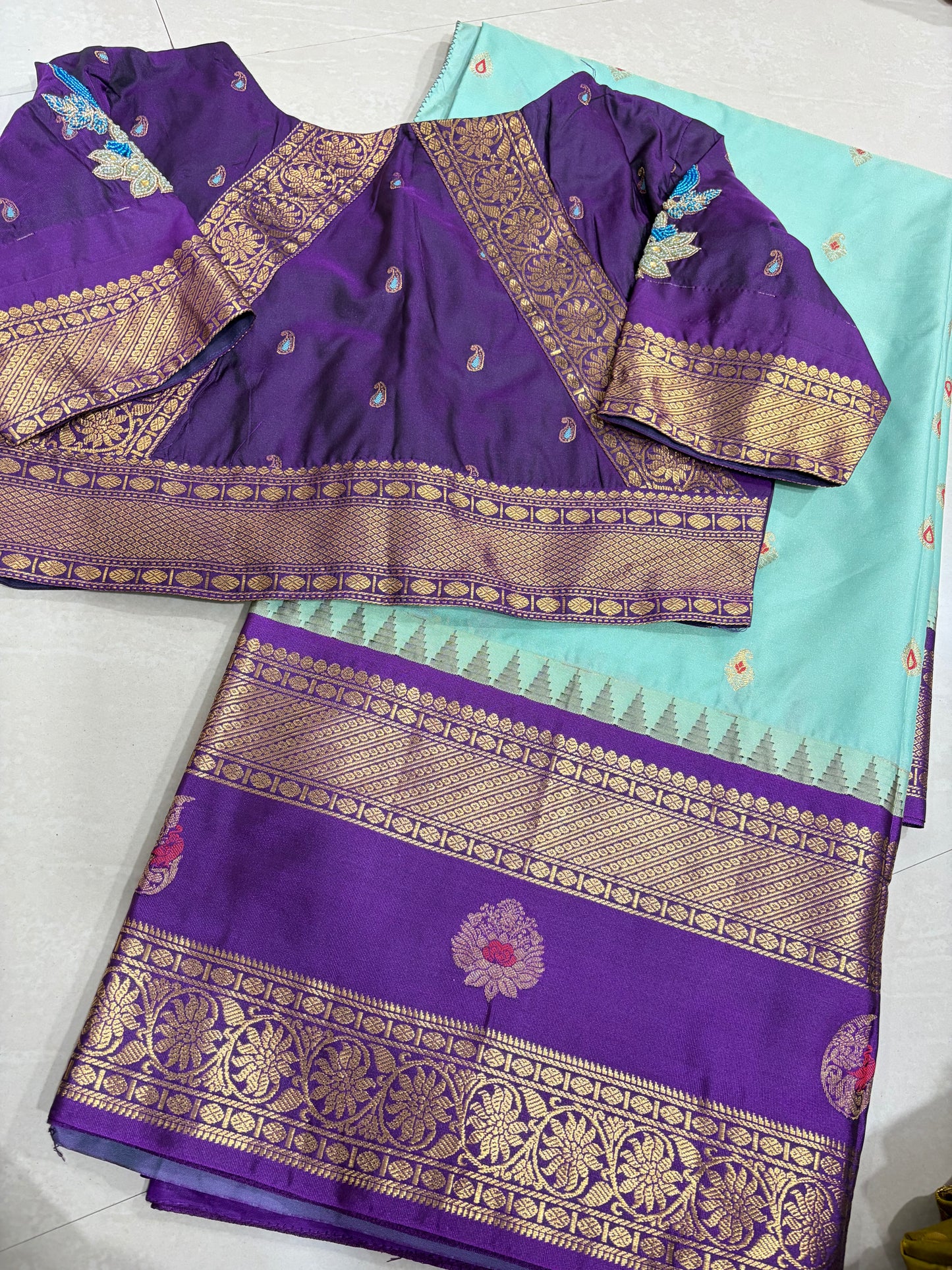 #gadwalsaree #semipattu #blousepattern with maggam