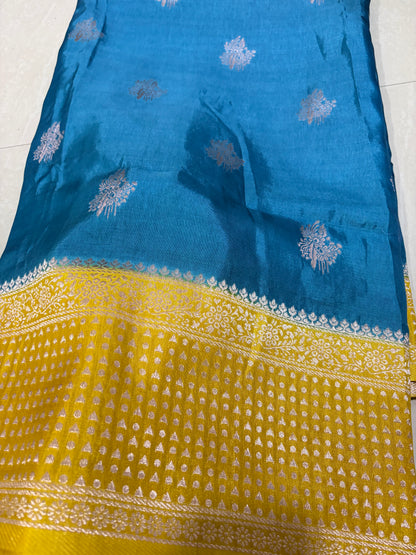 #banarasmushroosilksaree #maggamblousepattern