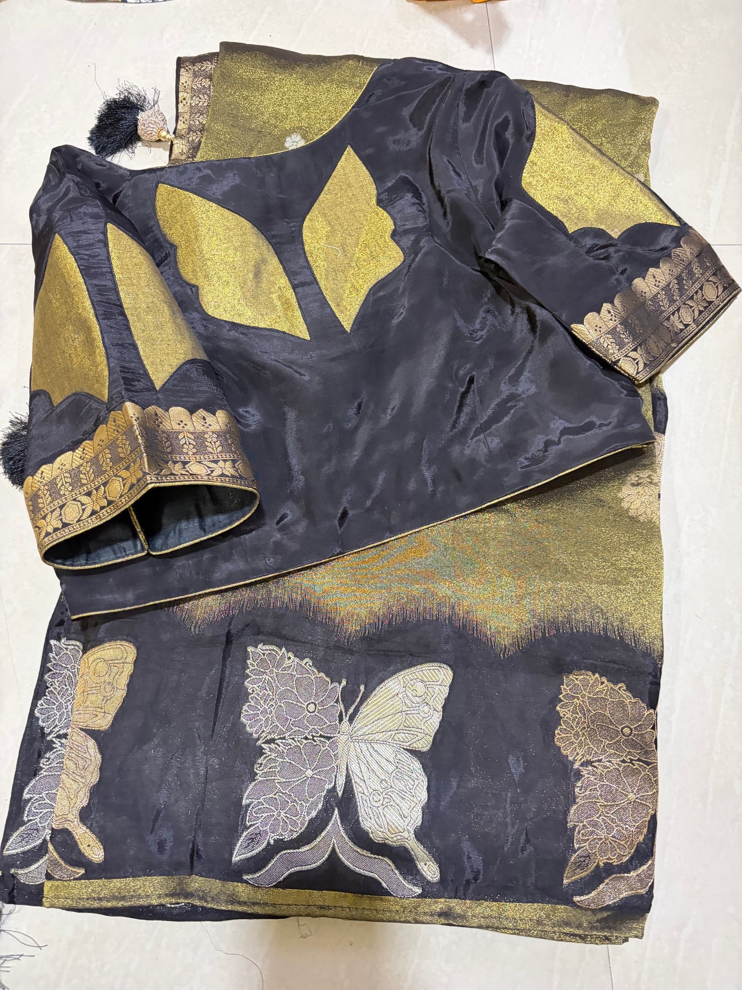 #tissuesaree #puretissue #blousepattern