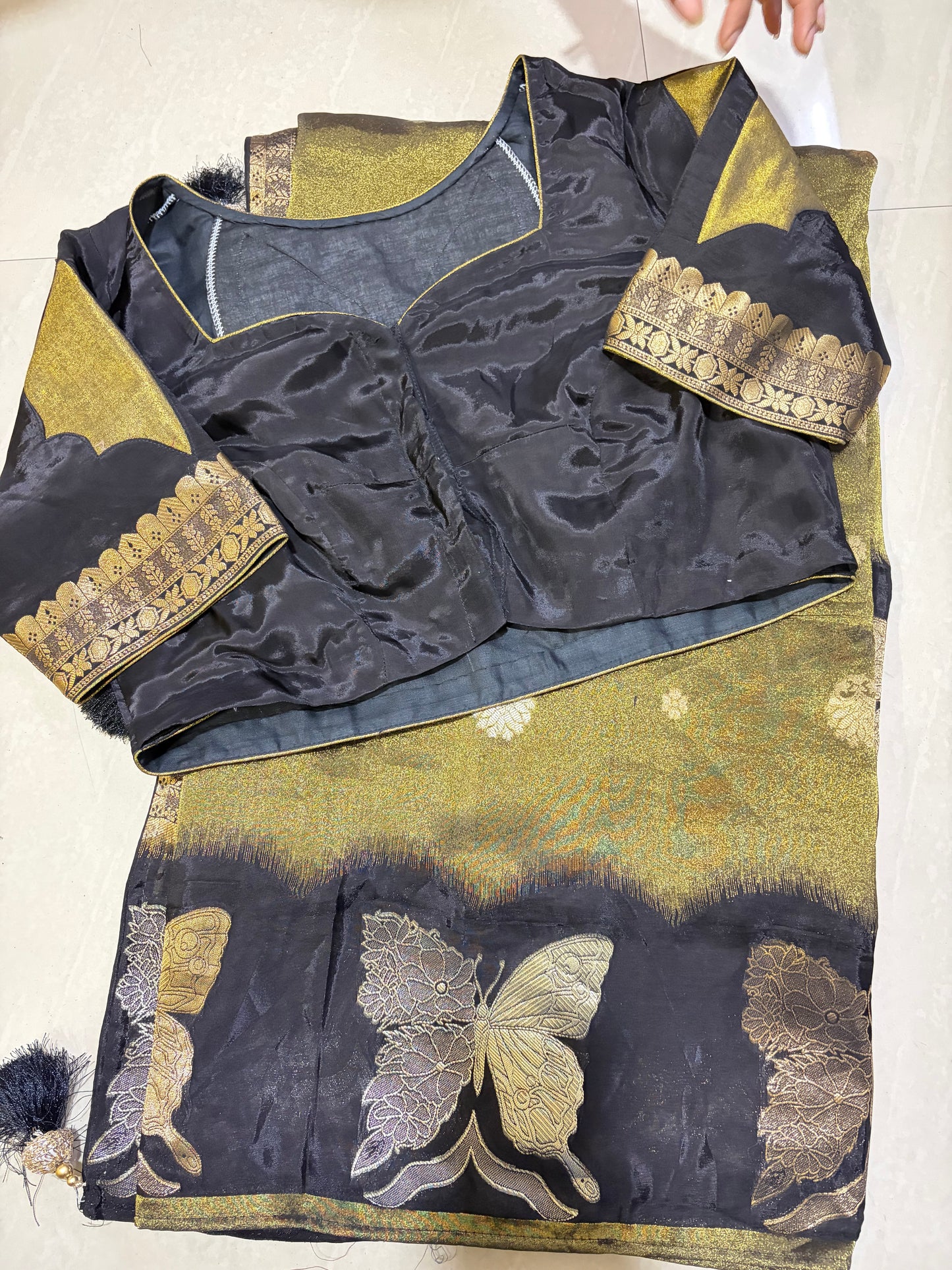 #tissuesaree #puretissue #blousepattern