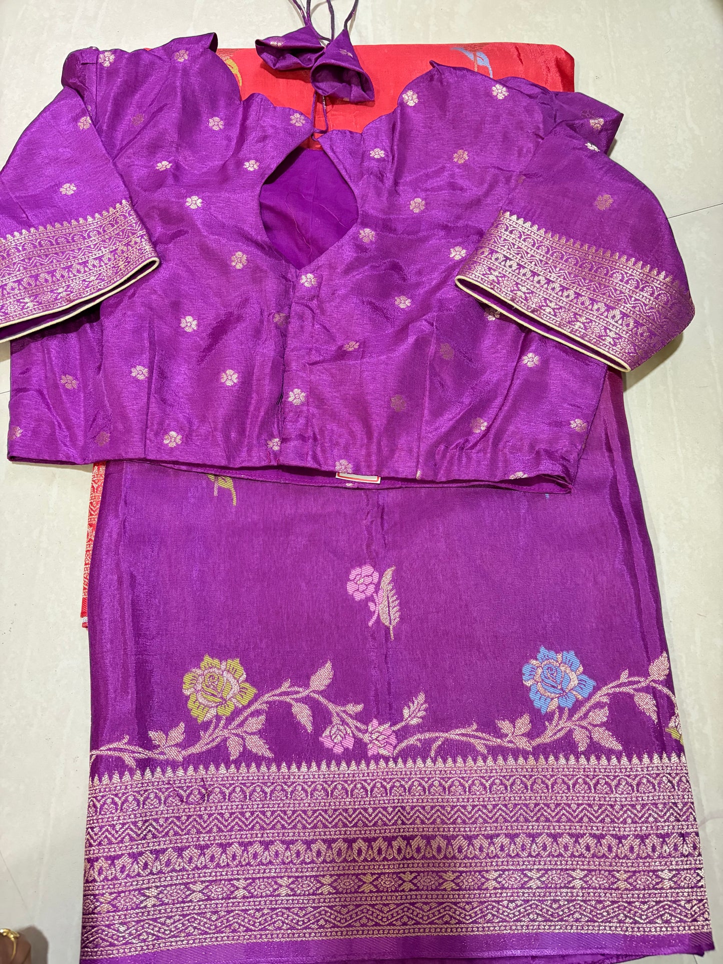 #mushroosilksaree #sareewithmaggamblouse