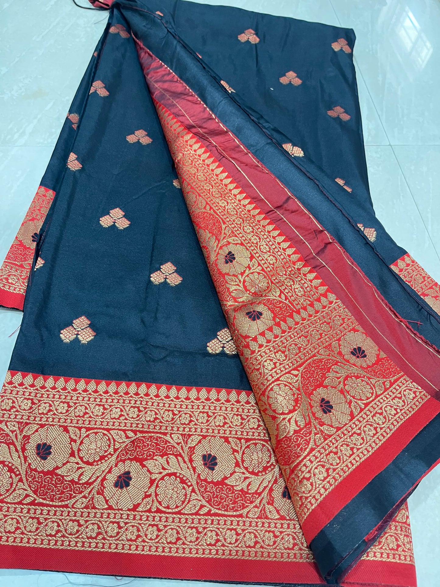 #narayanpetsaree #elegantlook #blousepattern