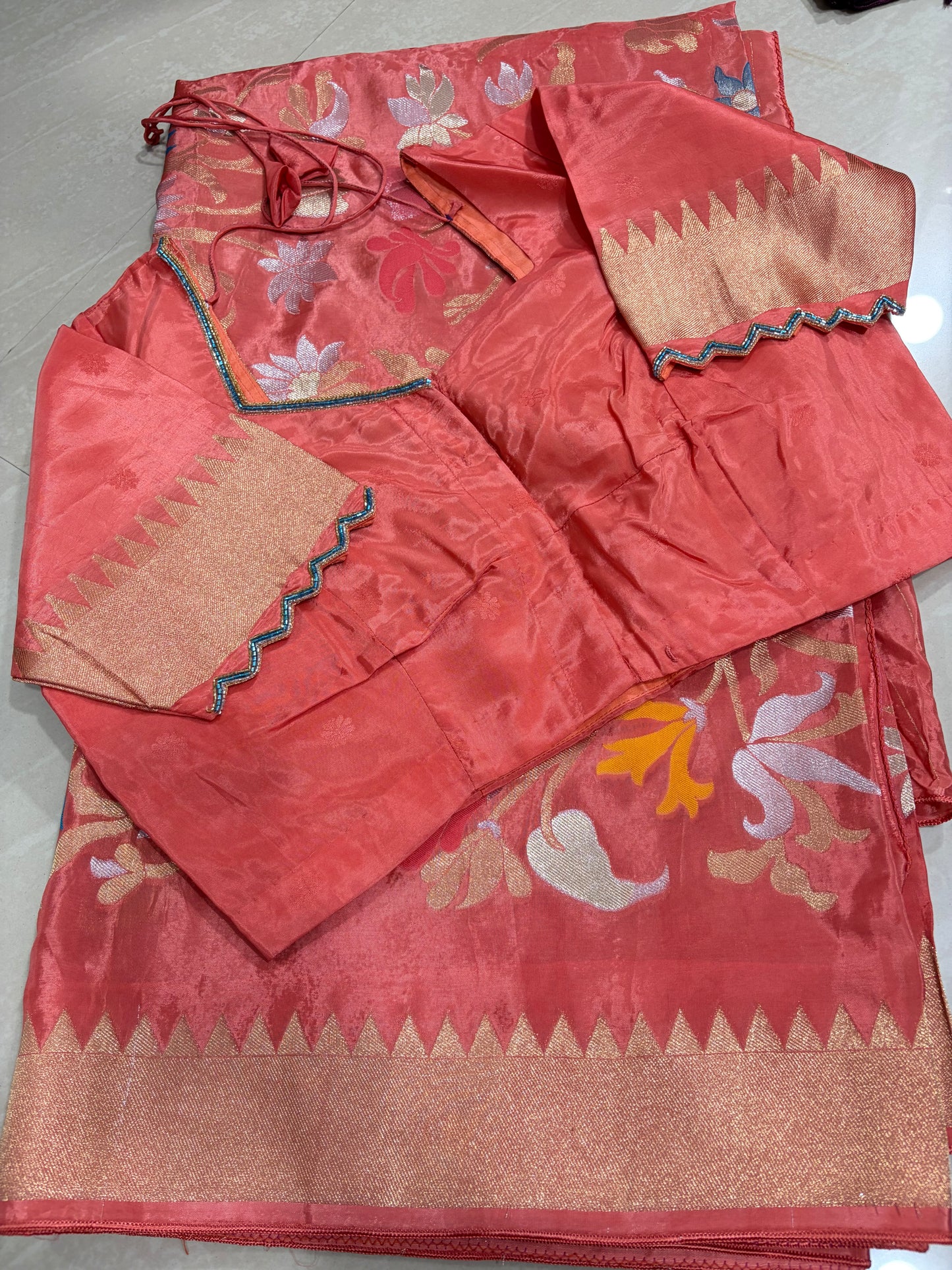 #banarasmushroosilksaree #maggamblouse