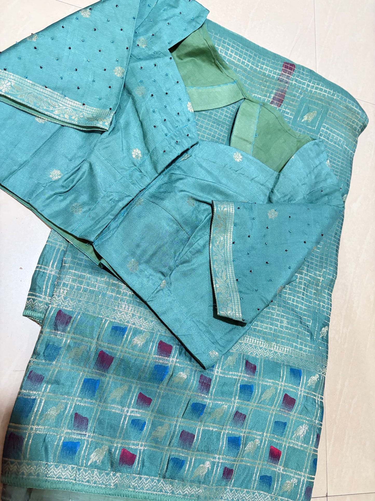 #glass Georgette saree#vintagestylesaree #designerblouse