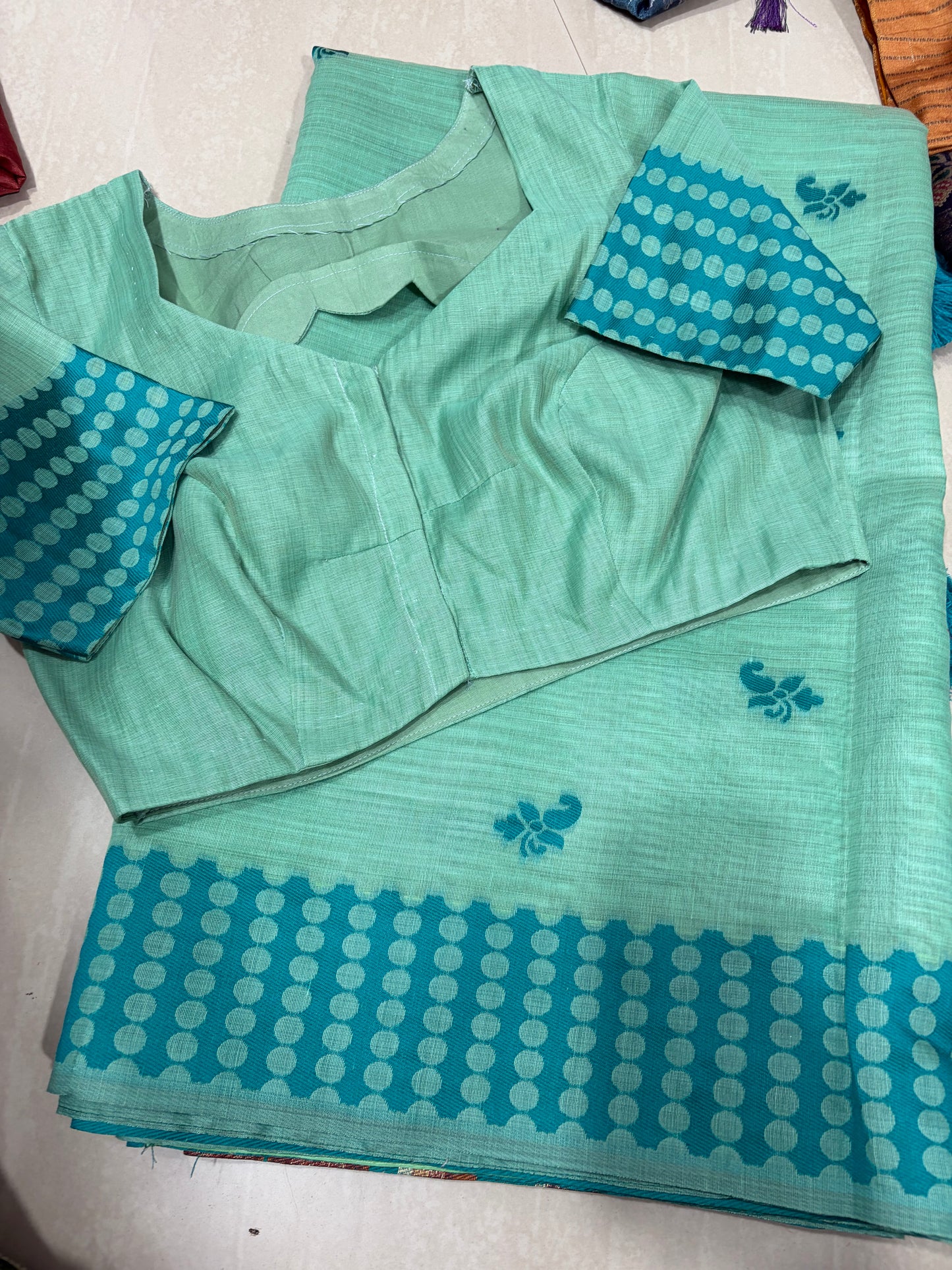 jamdanisaree with patternblouse