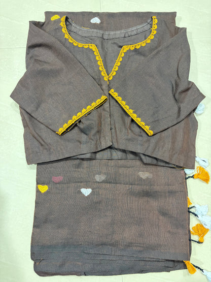 Lenin silk saree with different pattern