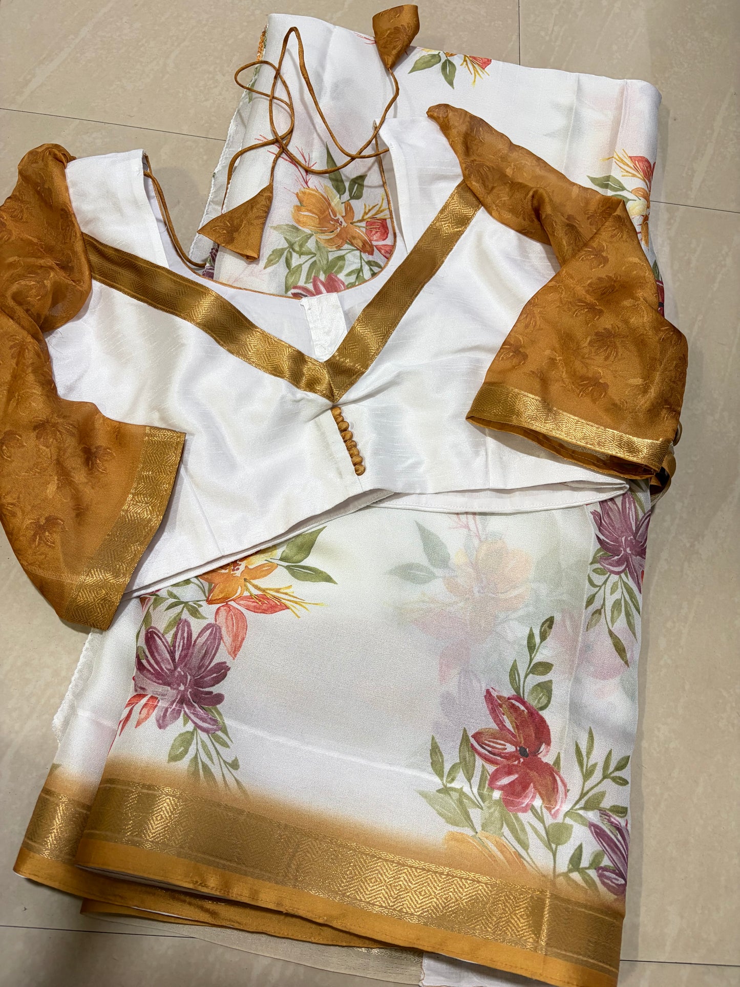 #glassgeorgettesaree #patternblouse with 3/4th hands