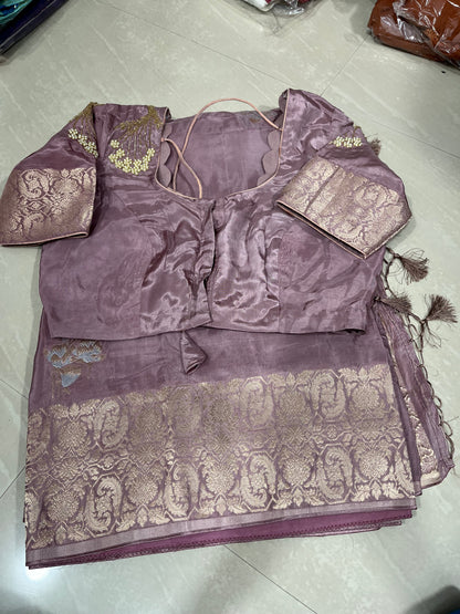 #uniquedesigns#mushroosilksaree #banarasisaree #magggamblouse