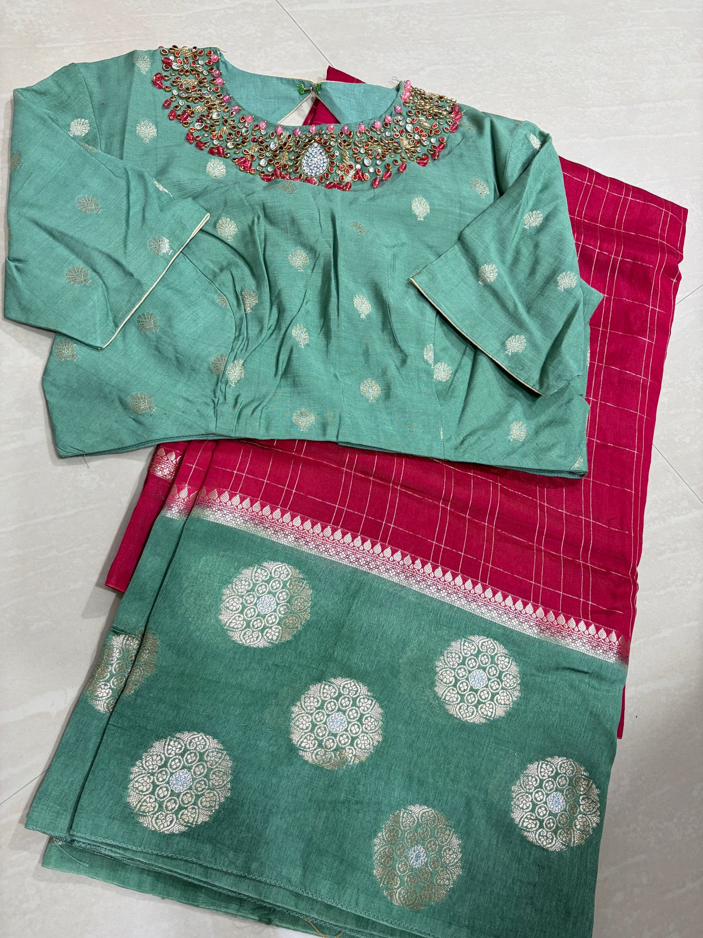 #matkasilksaree #maggamblouse