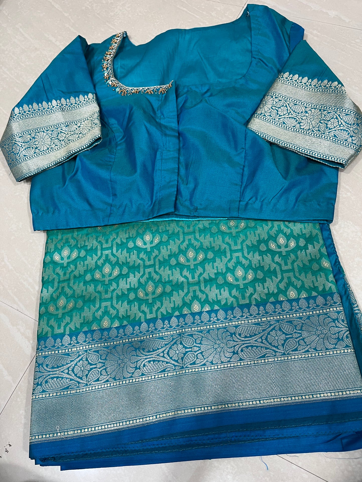 #banaraspattusaree #maggam blouse