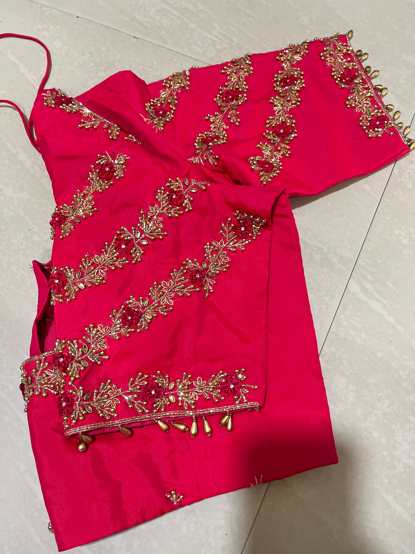 #maggamblouse #redcolour